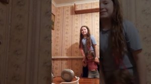 ускорьте на 4x там полный угар 😂