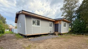 Продается дом с участком в городе Отрадное.