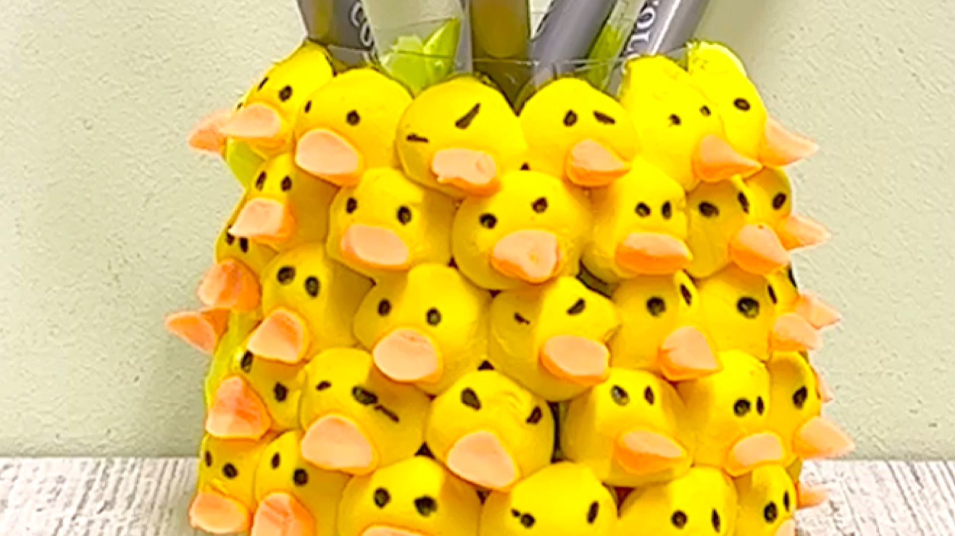 Поделки из пластилина для детей. Делаем карандашницу из пластилина своими руками смотреть онлайн