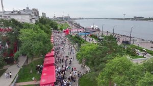 В Благовещенске на набережной Амура проходит третий гастрономический фестиваль «Берега вкуса»