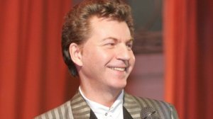 Заслуженный артист России Ярослав Евдокимов ушел из жизни.