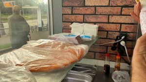 ШАВЕРМА С БРУСНИКОЙ ЗА 300₽ У М. ПРАЖСКАЯ — СМОГУ ДОЕСТЬ?» 🌯😱