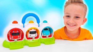 Влад и Ники играют с игрушками - Веселые истории для детей!