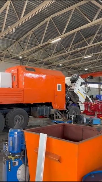 Переставили навесное оборудование на другое шасси... смотреть онлайн