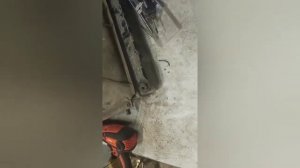 Экстрактор против дедовских способов, чем выкрутится обломанный болт из пластмассы. Попытка вторая.