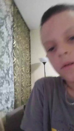 Соня играет в Майн на пк