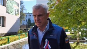Губернатор Магаданской области Сергей Носов в пятницу работал в Ягоднинском округе