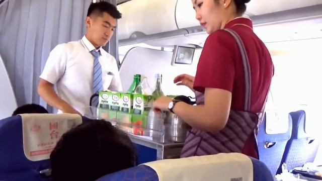 Макс на каникулах улетел к Китаезам в Пекин смотреть онлайн