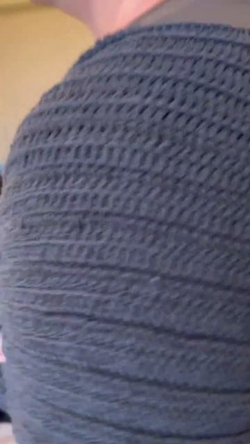 Первая примерка моего мужского кардигана регланом #вязаниекрючком #реглан #иринаневзорова #вязание смотреть онлайн