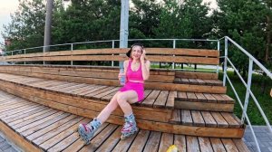 Наташа на роликах