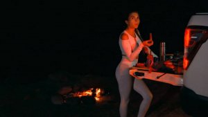 ⭐ Ночую в лесу, одна.