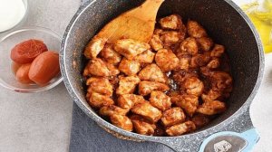 Гуляш из индейки с подливкой