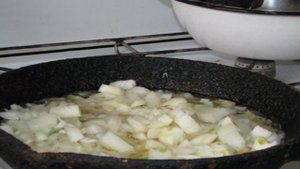 Жареный лук на зиму в банке