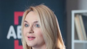 АБЗАЦ. Лекторий с Ириной Подрядовой. Роман Наринэ Абгарян «С неба упали три яблока»