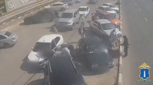 💥 В Ульяновске задержали вымогателей, действовавших «в интересах друга».  По данным следствия, моло