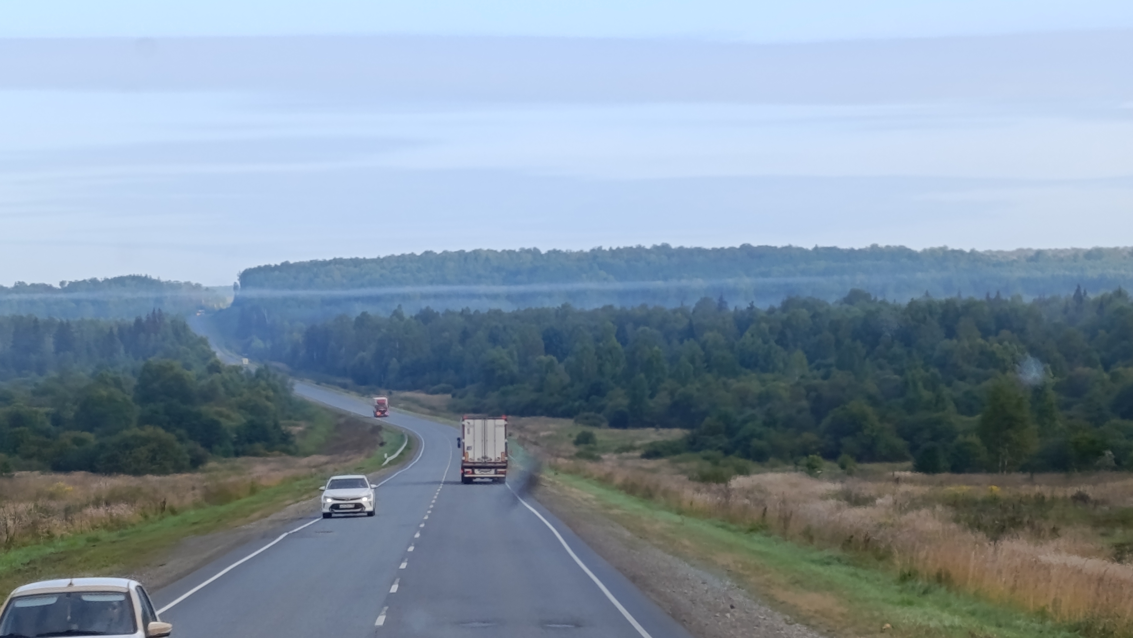 В Удмуртии расширяют трассу Е22. Заехал в сауну "Казачья застава". Выгрузка на Ozon в Екатеринбурге. смотреть онлайн