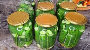 ПРОСТО ЗАЛИВАЮ КИПЯТКОМ. Закрываю по 50 банок и мало! Зимой огурцы не покупаю! Хрустящие ОГУРЦЫ