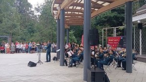 Военный духовой оркестр в Сокольниках. Через годы, через расстояния...