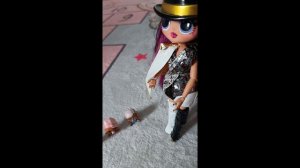 куколки ЛОЛ встретили старую подругу🫐