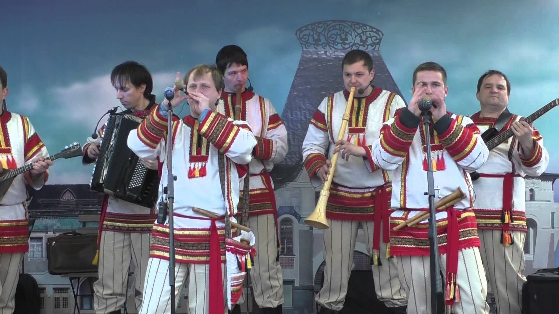 Дмитровские Рожечники  -  Не будите её молодую (Москва, 2015)