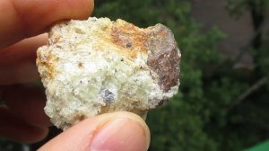 Титанит на апатите купить