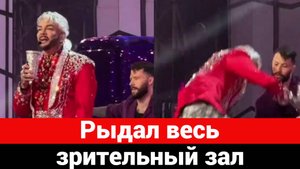 Филипп Киркоров упал во время концерта
