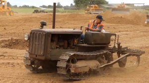 МОЩЬ! Мужики показали Caterpillar 1949 года! Работает, как новый! #14