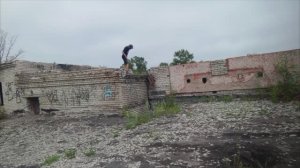 ПАРКУР НА ЗАБРОШКЕ??