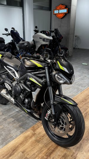 2020 TRIUMPH Street Triple RS