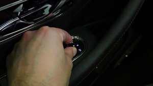 Bentley Flying Spur Milliner 2025. Великолепный седан класса люкс.