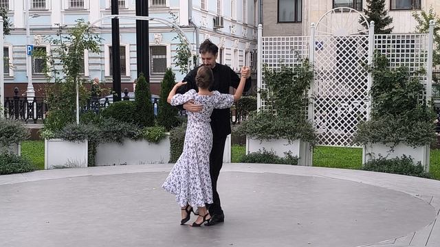 22.08.2025 Мини-спектакль в жанре аргентинского танго. Проект "Лето в Москве. Театральный бульвар"