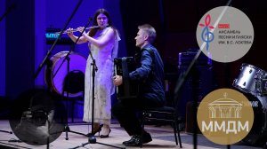 "Узоры луговые", Ансамбль имени Локтева. "Lugovois patterns", the Loktev ensemble.