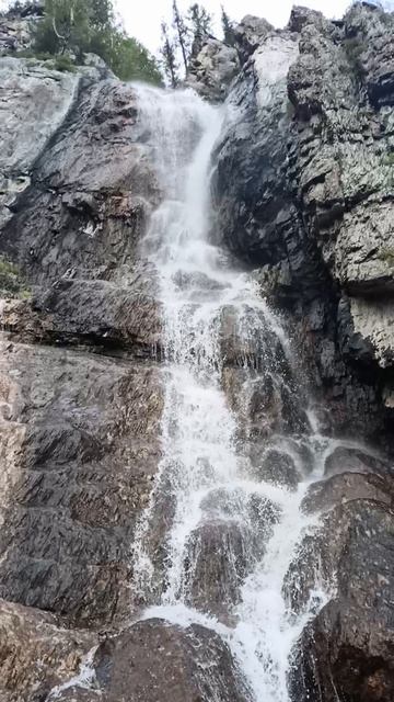 ВОДОПАД ШИРЛАК