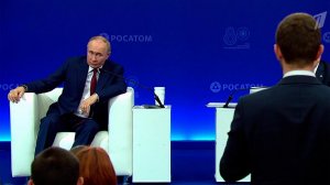 Владимир Путин провел встречу с сотрудниками предприятий атомной отрасли