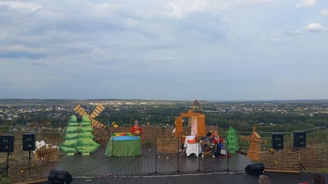 Кукольный театр на Фестивале Хлеба 2025 г смотреть онлайн