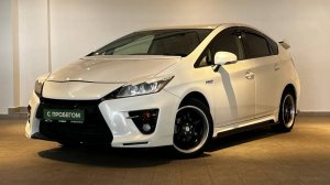 Видеопрезентация автомобиля Toyota Prius III 2012