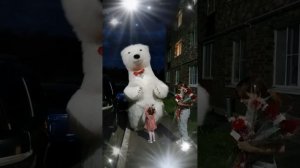 Поздравление от белого мишки в Оренбурге .mp4