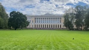 Санкт-Петербург Михайловский парк и старый дуб