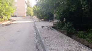 Ремонт пешеходных дорожек на Лесном бульваре