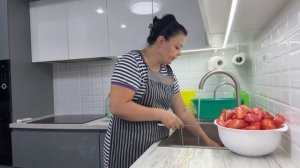 дела САДОВЫЕ__покоптили__настал ЕЕ ЧАС-ТОМАТНЫЙ СОК-легко и ПРОСТО