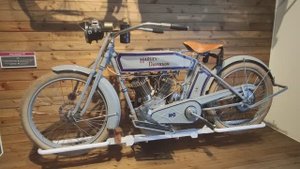 Ретро-мотоциклы из музея в Верхней Пышме / Harley-Davidson, Indian и другие