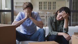 КОГДА РУХНЕТ ВАША КВАРТИРА