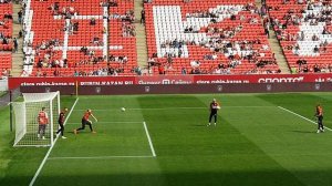 Александр Максименко вратарь Спартака на разминке перед матчем с Рубином