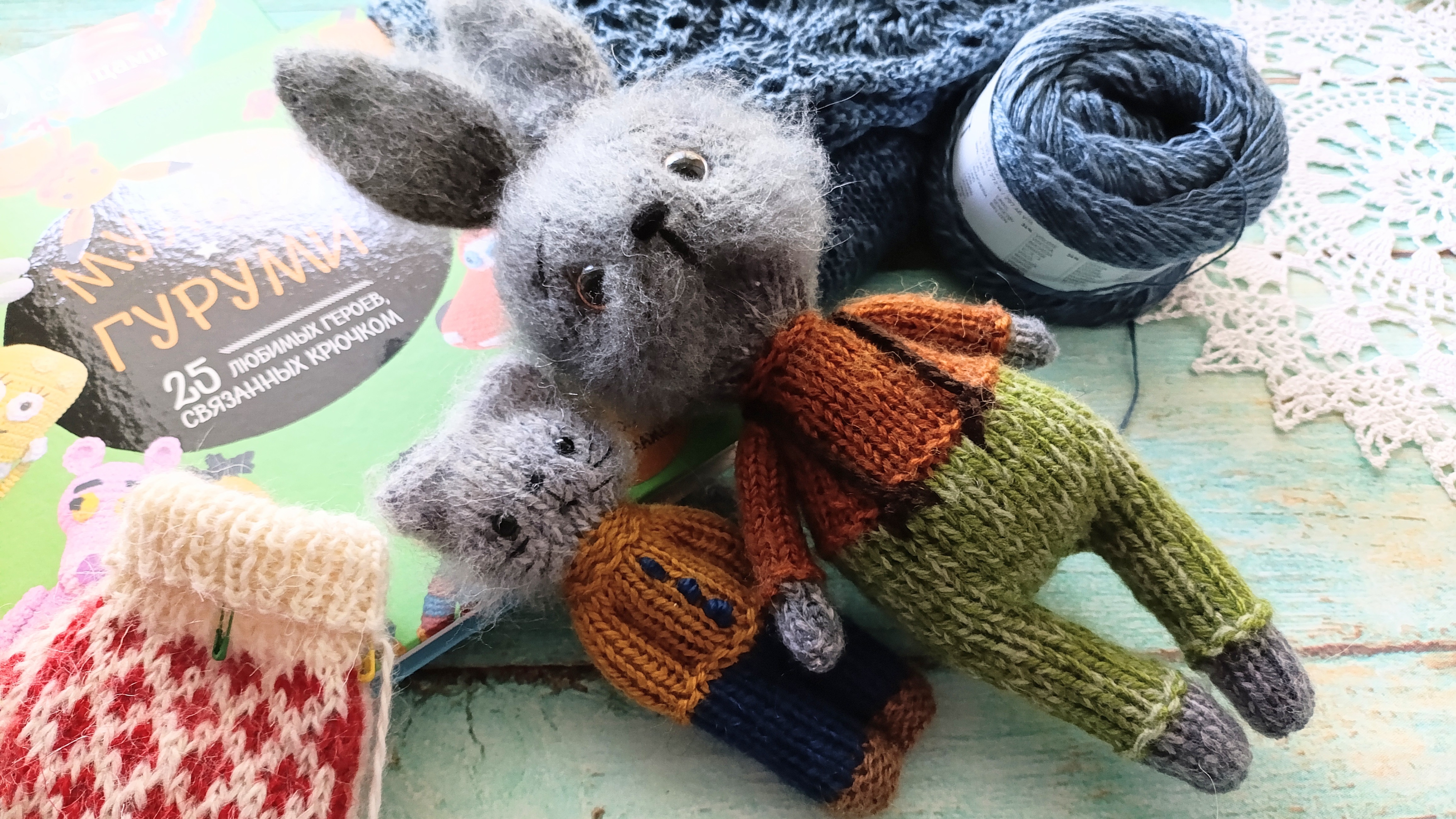 Варежки жаккардом / довязала футболку / игрушки спицами / про аренду полочки. смотреть онлайн