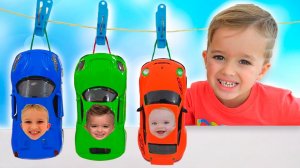 Влад и Ники раскрашивают игрушечные машинки и играют в музее машин! Веселое видео для детей!