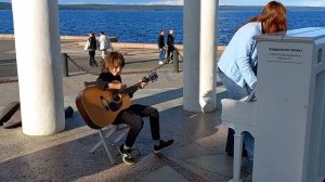 Песня без слов. Под гитару и пианино. Набережная Петрозаводска. 24.08.2025.