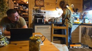 Запись стрима с ютуба в ночь с 23 на 24 августа. Трындим за столом, пока я мариную грибы