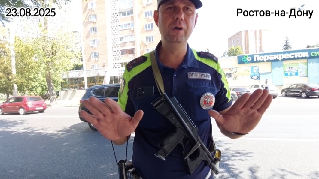 🔥ИНСПЕКТОР ГАИ БОИТСЯ КАМЕРЫ. ЗАПРЕЩАЕТ "ВЫЛАЖИВАТЬ" ВИДЕО В СЕТЬ ИНТЕРНЕТ🔥 смотреть онлайн