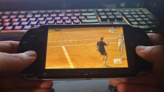 Играю в Теннис на PSP 3008