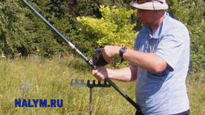 Монтаж оснастки на болонской удочке с инерционной катушкой (Ока под Касимовом, лето 2016)